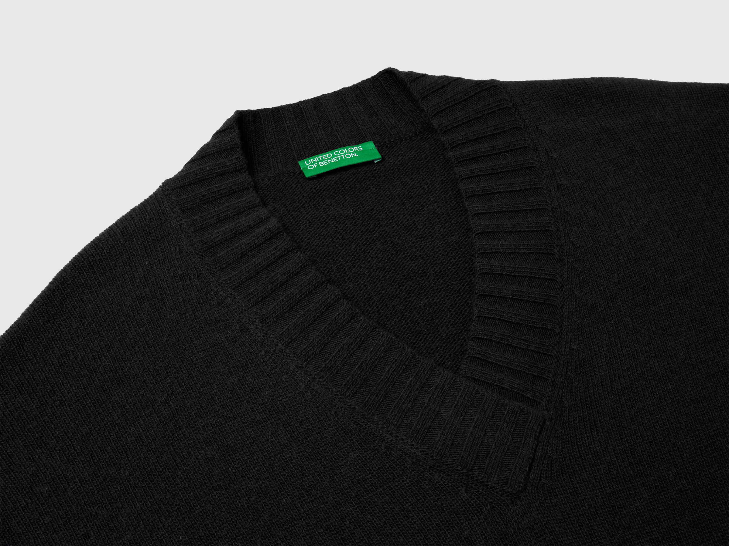 V NECK SWEATER L/S Women image number 7